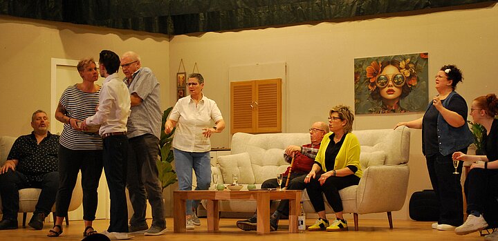 Turbulente Schwangerschaft auf der Bühne